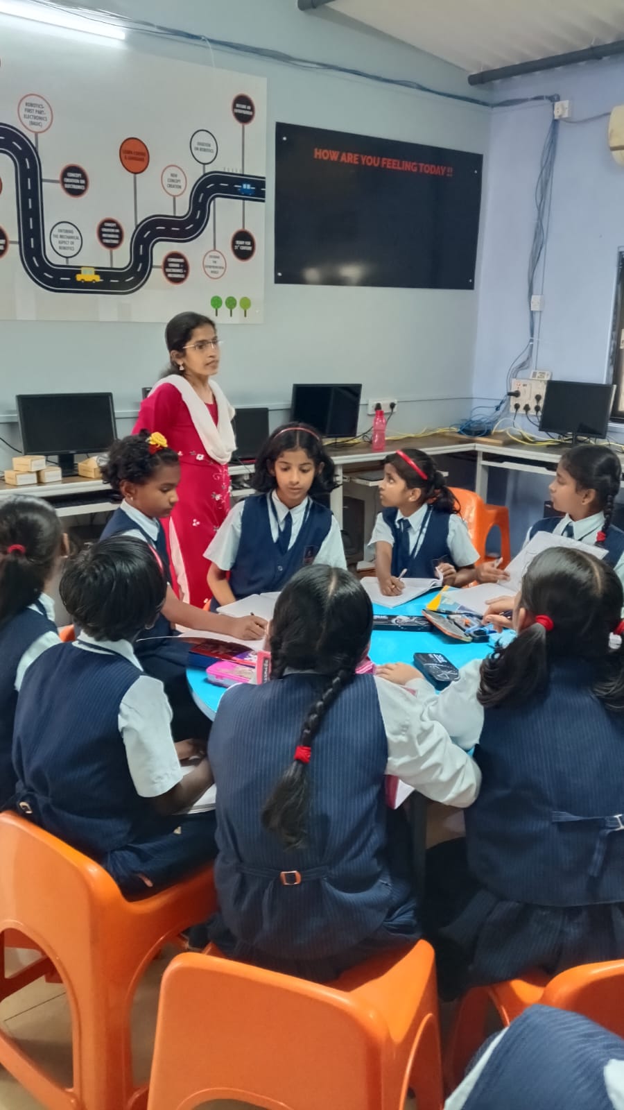 Students Robotics Activities10 Kolhapur